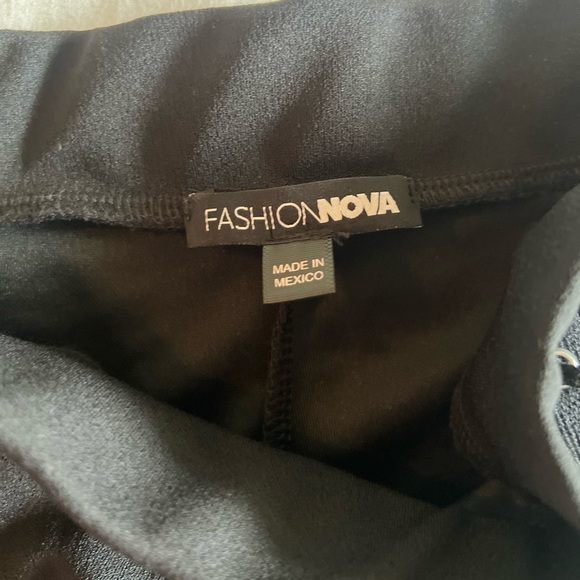 Hillcrest Biker Shorts✨Black✨ - Picture 6 of 7